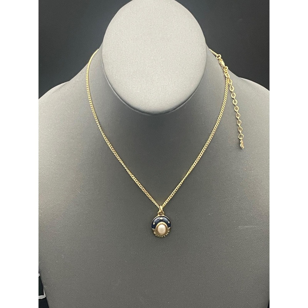 Vintage Burberrys Navy Enamel & Faux Pearl Pendant Necklace Gold Tone Designer - Picture 4 of 9